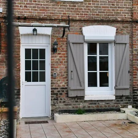 La Baie De Chopin, 5min Du Quai. Maison Avec Cour Holiday home